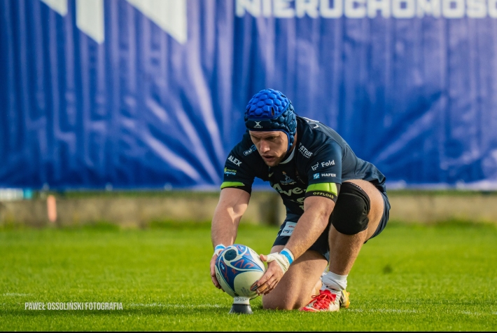 #htmlcaption571 full-2